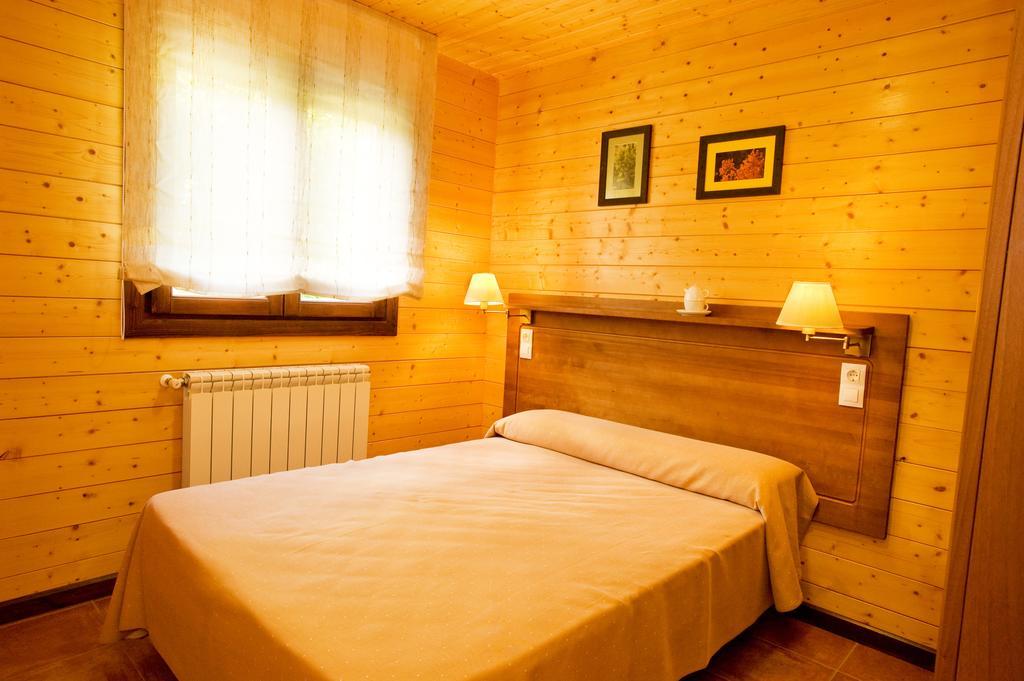 Bungalows La Borda D'Arnaldet Вілланова Екстер'єр фото