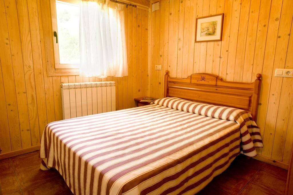 Bungalows La Borda D'Arnaldet Вілланова Екстер'єр фото