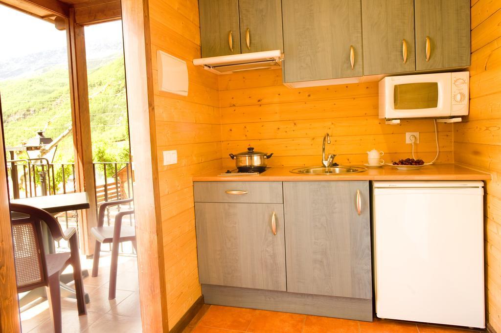 Bungalows La Borda D'Arnaldet Вілланова Екстер'єр фото