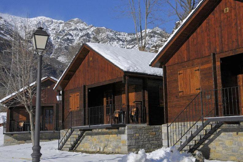 Bungalows La Borda D'Arnaldet Вілланова Екстер'єр фото