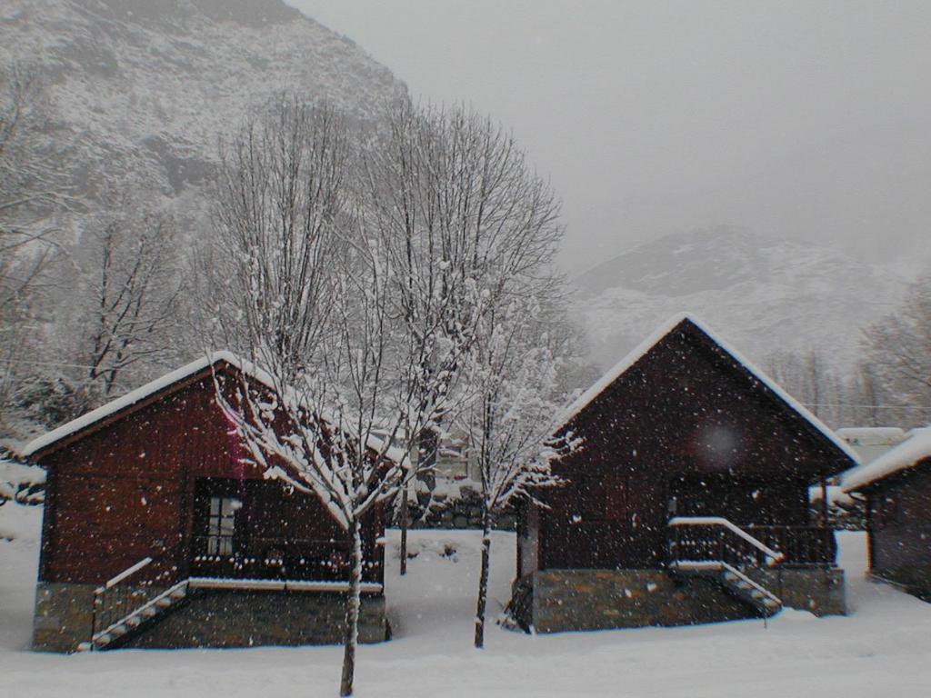 Bungalows La Borda D'Arnaldet Вілланова Екстер'єр фото