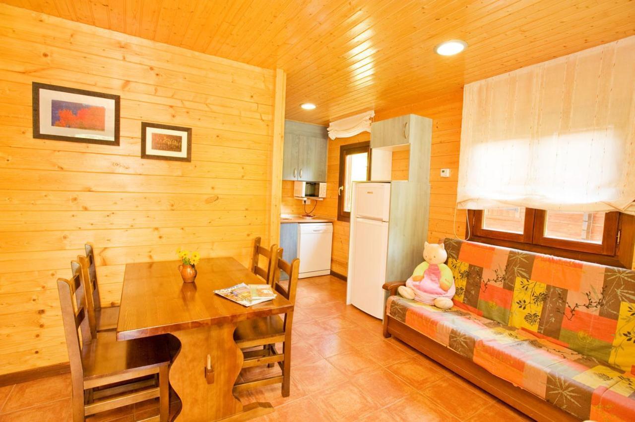 Bungalows La Borda D'Arnaldet Вілланова Екстер'єр фото